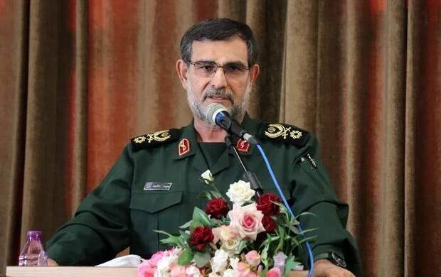 سردار تنگسیری: موشک ابومهدی‌ ناوهای هواپیمابر دشمن را ناکارآمد می‌کند/ این موشک در مقابله با جنگ الکترونیک دشمن موفق عمل می‌کند