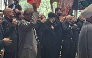 حضور رئیسی در جمع عزاداران حسینی در نمازجمعه
