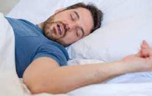 خوابیدن زیاد در افراد نشانه چیست؟