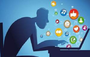 تاثیرات فضای مجازی بر زندگی واقعی