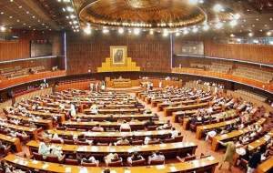 رئیس جمهور پاکستان پارلمان را منحل کرد