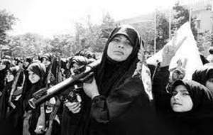 دخترانی که کوکتِل مولوتُف درست می‌کردند