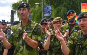حمایت ارتش سوئد از همجنس‌بازان