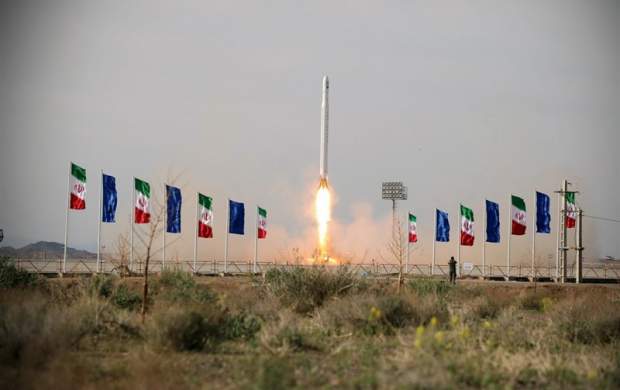 ماهواره‌ «نور ۳» با موفقیت در مدار ۴۵۰ کیلومتری زمین قرار گرفت/ پرتاب با ماهواره‌بر ایرانی «قاصد»/ سردار حاجی‌زاده: تا پایان سال ۲ ماهواره دیگر پرتاب خواهیم کرد