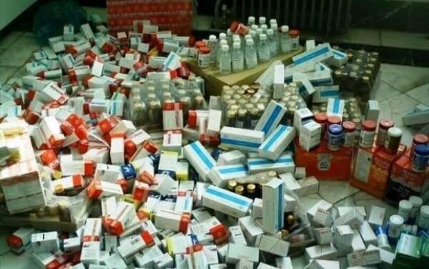 کشف بیش از ۴ هزار قلم داروی قاچاق در تهران