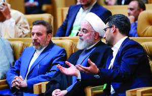 مدل رفتاری دولت روحانی صنعت مخابرات را زمین زد