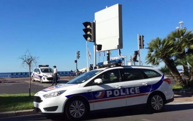 شلیک پلیس فرانسه به زن محجبه