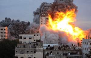 وزیر اسرائیلی: باید بمب‌اتم روی غزه بریزیم/ نخست‌وزیر سابق: نه! هنوز اسیران ما آنجا هستند!
