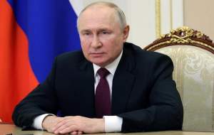پوتین در انتخابات ریاست‌جمهوری شرکت می‌کند