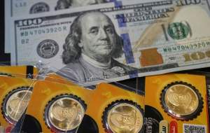 کاهش بهای دلار و ثبات قیمت سکه
