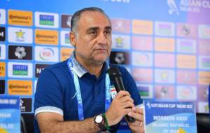 حرکت شایسته حسین عبدی حین مصاحبه!  <img src="https://cdn.jahannews.com/images/video_icon.png" width="16" height="16" border="0" align="top">