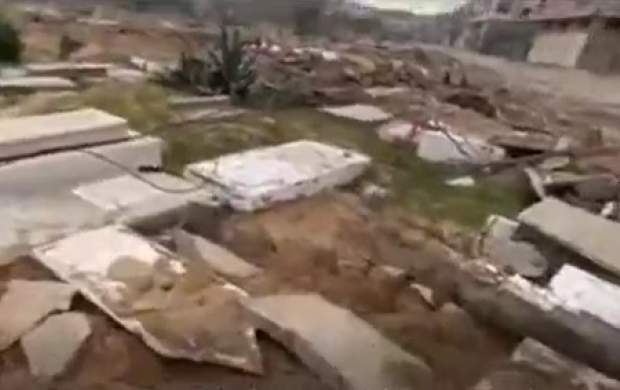 تخریب مقبره شهدا به دست صهیونیست‌ها