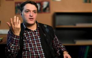 چه کسی متن سخنرانی روحانی را می‌نوشت؟