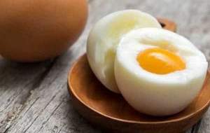 مصرف چند عدد تخم مرغ در روز بی خطر است؟