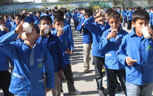 توزیع شیر در ۶۲ هزار مدرسه