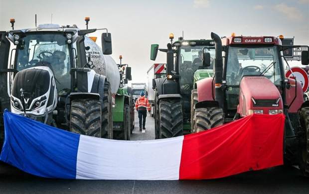 تداوم اقدامات کشاورزان خشمگین فرانسوی