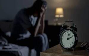 عادت‌های بد که خواب را مختل می‌کند
