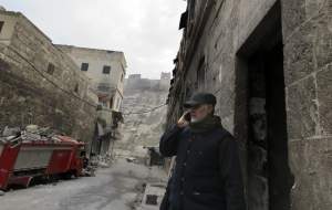 ماجرای این دو عکس معروف حاج قاسم در حلب سوریه
