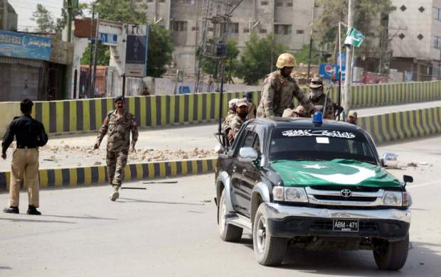 مرگ ۱۰ پلیس پاکستانی در حمله تروریستی