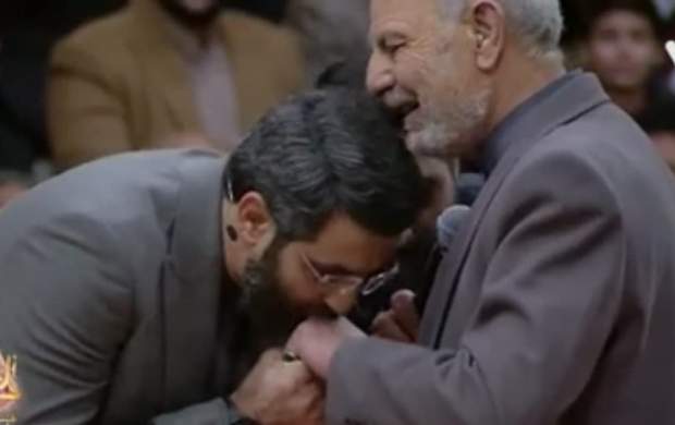 سورپرایز سید رضا نریمانی با حضور پدرش در معلی