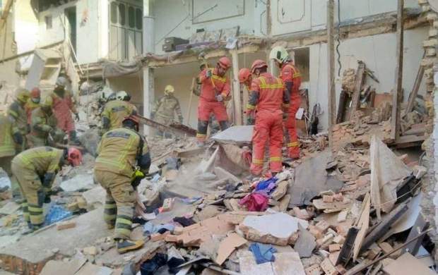 انفجار مواد محترقه عامل تخریب خانه دو طبقه