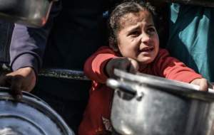 اینجا کودکان از گرسنگی شهید می‌شوند/ سران خائن کشورهای اسلامی از این فیلم خجالت نمی‌کشند؟  <img src="https://cdn.jahannews.com/images/video_icon.gif" width="16" height="13" border="0" align="top">