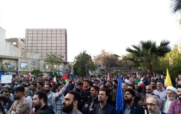تجمع تهرانی‌ها در حمایت از عملیات وعده صادق