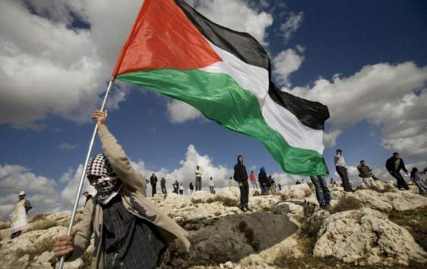 رهبرانقلاب: فلسطین باید به صاحبانش برگردد