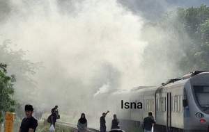 آتش‌سوزی قطار حومه‌ای هشتگرد تهران  