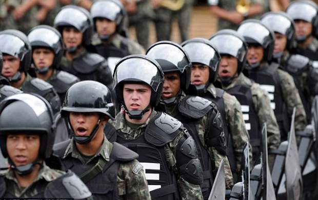 دستگیری یک مظنون توسط پلیس برزیل