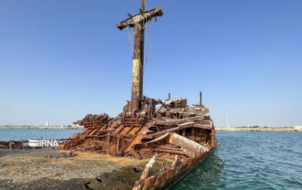 شکسته شدن کمر کشتی یونانی کیش +فیلم  