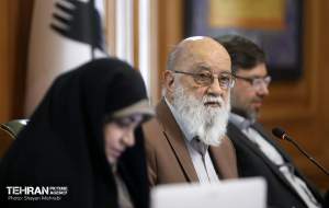 چمران به زاکانی رای نداده بود اما الان معتقد است که شهردار تهران فردی کارآمد است که به حوزه‌ها اشراف دارد/ چمران دنبال وحدت و کارآمدی نیروهای انقلابی شوراست