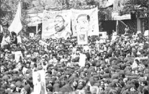 دست غیب پشت سر این انقلاب است