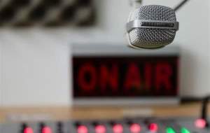 برنامه‌های رادیو برای استقبال از انتخابات