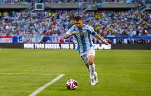 مسی به پاریس بازنمی‌گردد