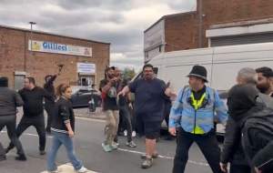 سیرک لشکر شکست خورده ضدانقلاب در انگلیس