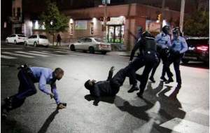مرگ نوجوان آسیایی توسط پلیس آمریکا  <img src="https://cdn.jahannews.com/images/video_icon.png" width="11" height="10" border="0" align="top">