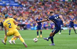 صعود قاطعانه لاله‌های نارنجی به یک‌چهارم