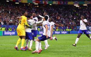 پرتغال از یورو حذف شد/ رویای کریس نابود شد