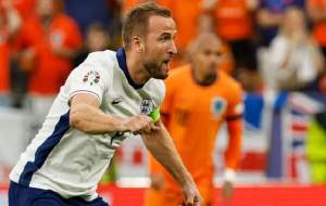 انگلیس در ثانیه آخر فینالیست شد