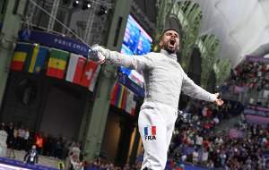 فیلم/ برق پاریس هم قطع شد؟  <img src="https://cdn.jahannews.com/images/video_icon.png" width="16" height="16" border="0" align="top">