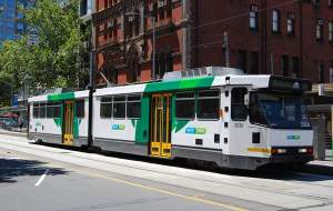 زمان ورود اولین تراموای چرخ لاستیکی به تهران