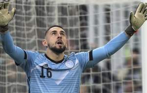 دروازه بان الجزایری رسما به پرسپولیس پیوست