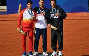 قهرمانی اسطوره با غلبه بر حریف اسپانیایی