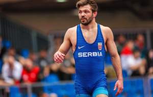 قهرمان کشتی جهان المپیک را از دست داد