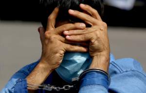 دستگیری موبایل‌قاپ ۱۷ ساله