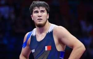 نابغه کشتی جهان به زیارت خانه خدا رفت