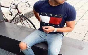 علت گرایش جوانان به پوشیدن لباس‌های پاره