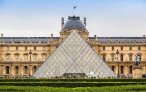 المپیک بازدیدکنندگان «لوور» را کم کرد