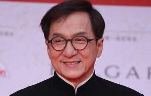 هدیه جکی چان به نماینده رژیم صهیونیستی  <img src="https://cdn.jahannews.com/images/video_icon.png" width="16" height="16" border="0" align="top">